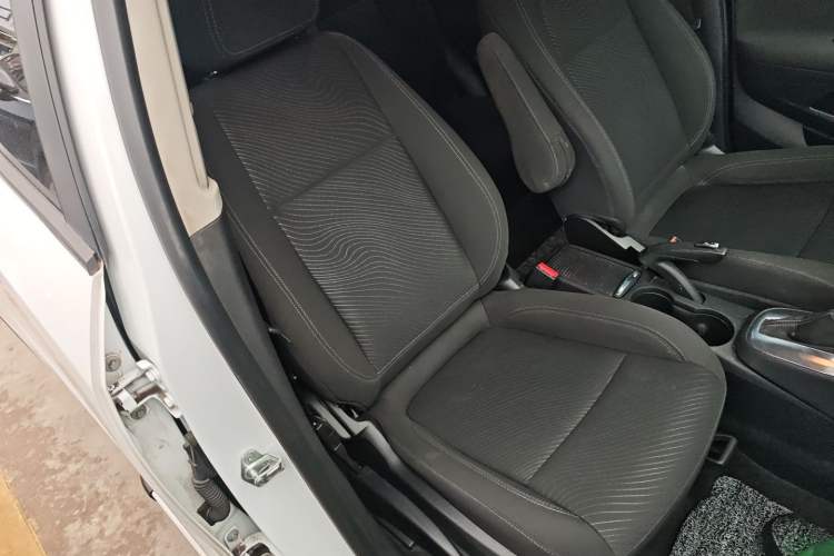 Used Buick Encore 2014 1.4T Automatic Two-Wheel Drive Urban Elite Model