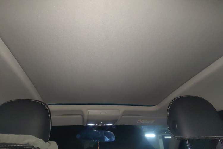 Used Volkswagen Tiguan L 2019 Updated Version 330TSI Automatic Two-Wheel Drive Panoramic Comfort Edition China VI Standard
