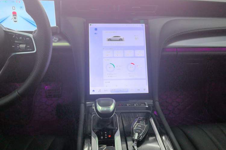 Used Hongqi H5 2024 2.0T Automatic Smart Connect Flagship Edition
