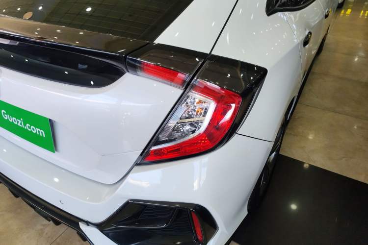 Used Honda Civic 2021 HATCHBACK 220TURBO CVT Trendy Cool Edition
