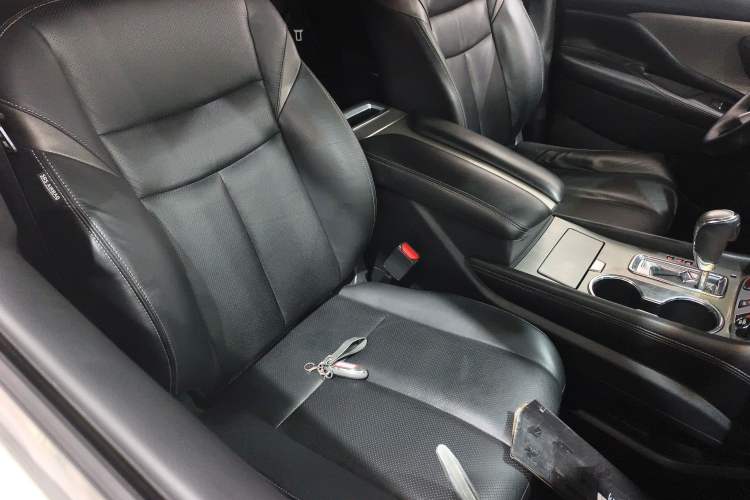 Used Nissan Murano 2015 2.5L XL Two-Wheel Drive Smart Edition