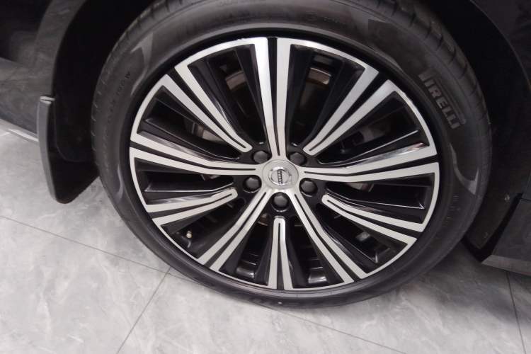 Used Volvo S90 2022 B5 Zhiyuan Luxury Edition