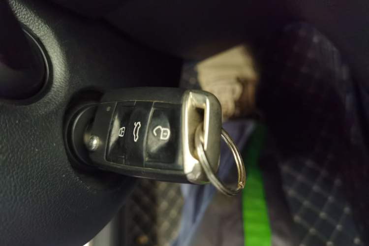 Used Volkswagen Golf 2016 230TSI Automatic Comfort Version
