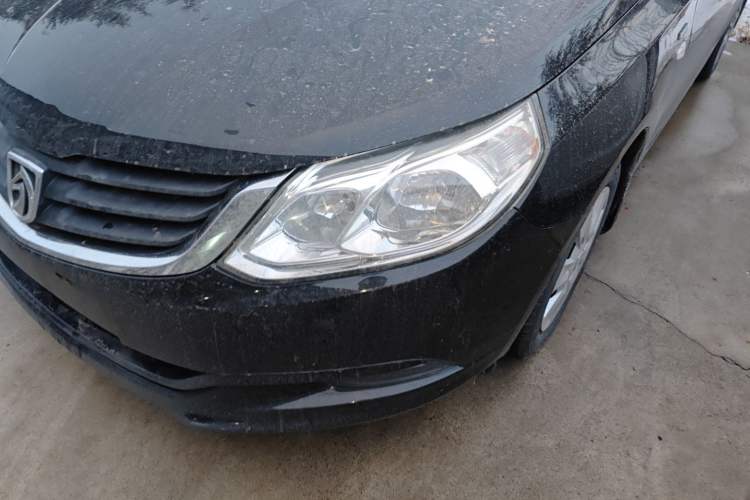 Used Baojun 630 2014 1.5L manual standard version
