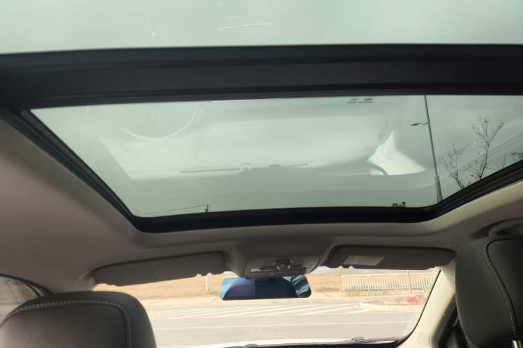 Used Roewe RX5 2018 20T Two-Wheel Drive Automatic Flagship Edition
