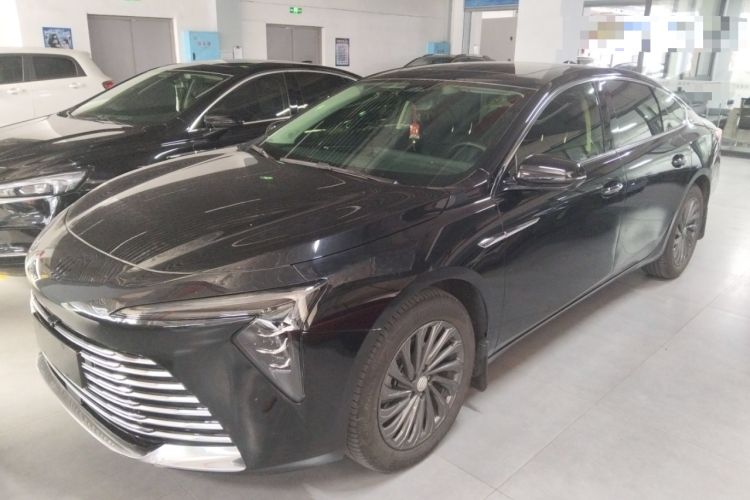 Used Buick LaCrosse 2025 28T Platinum Edition
