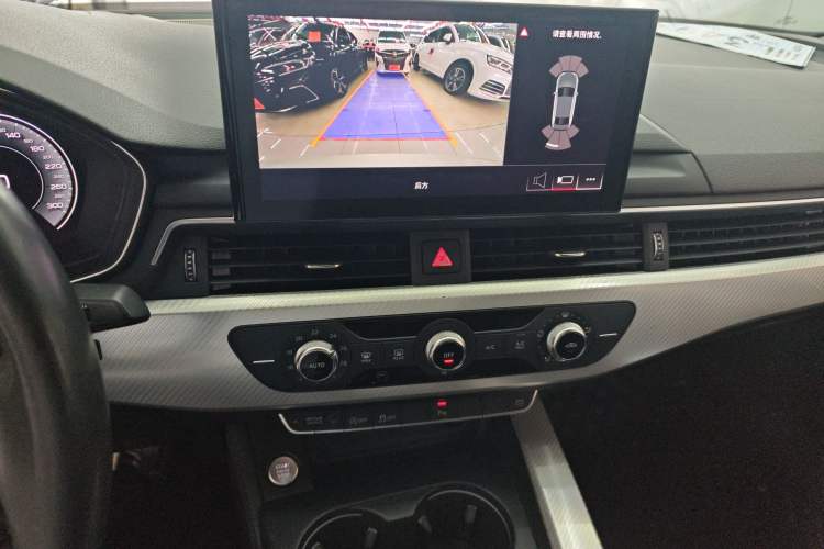 Used Audi A4L 2020 40 TFSI Fashionable and Elegant Model
