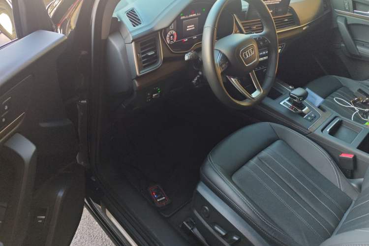 Used Audi Q5L 2022 Updated Version 40T Luxury Elegant Edition
