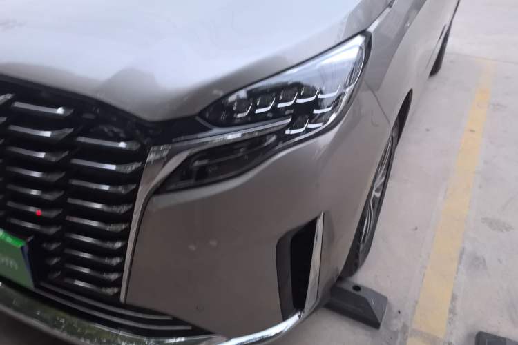 Used Buick GL8 2023 ES Lu Zun Deluxe Model
