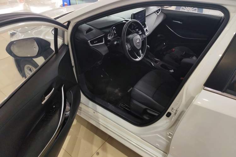 Used Toyota Levin 2019 Dual-Engine 1.8H E-CVT Luxury Edition China VI Standard