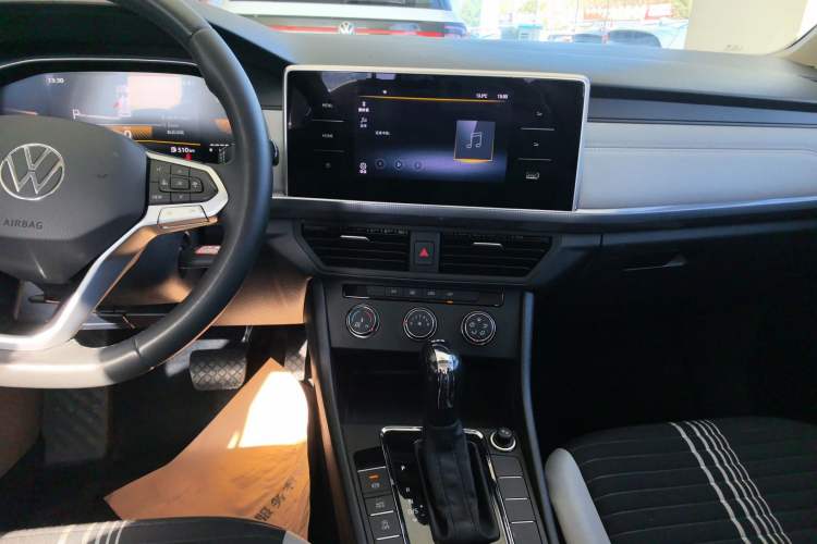 Used Volkswagen Bora 2024 200TSI DSG Comfort Edition
