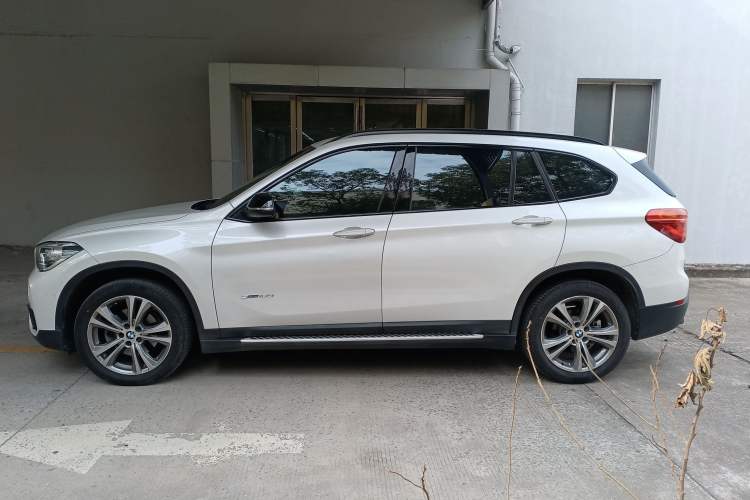 Used BMW X1 2016 sDrive18Li Luxury Model
