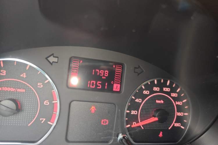 Used Wuling Hongguang V 2022 1.5L Jingqu Edition Electric-Assist LAR
