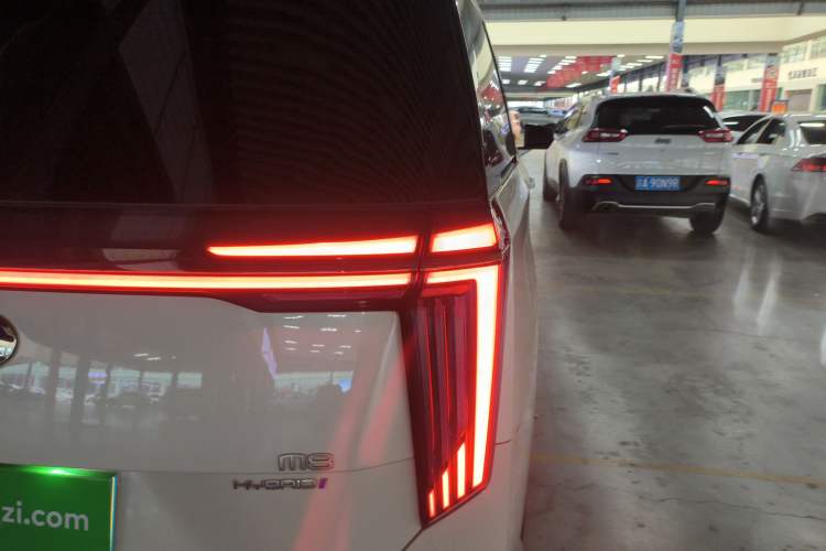 Used GAC Trumpchi M8 2023 Zongshi Series Dual-Motor YuZun Edition