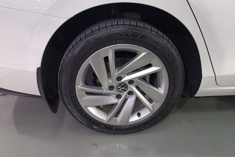 Used Volkswagen Lamando 2022 Lavida L 280TSI DSG Hot Edition
