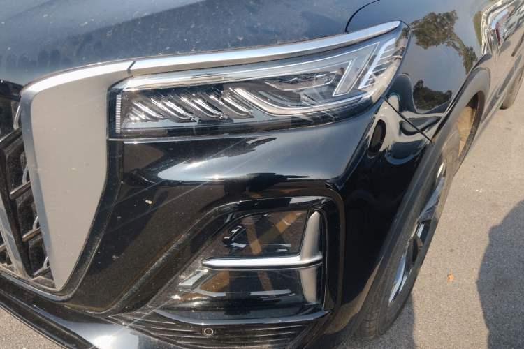 Used Hongqi HS5 2025 2.0T Two-Wheel Drive Flagship Pro Edition
