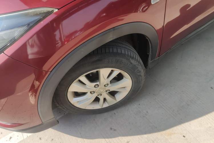 Used Honda Vezel 2015 1.5L CVT two-wheel drive Comfort trim
