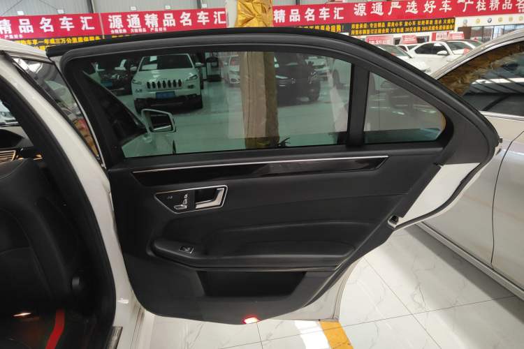 Used Mercedes-Benz E-Class 2015 Restyled E 260 L Sport Edition
