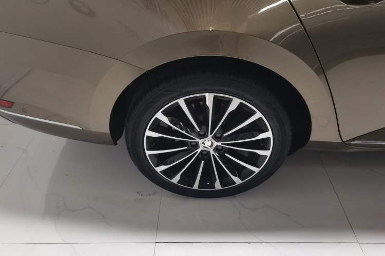 Used Skoda Superb 2016 TSI330 DSG Smart Drive Edition
