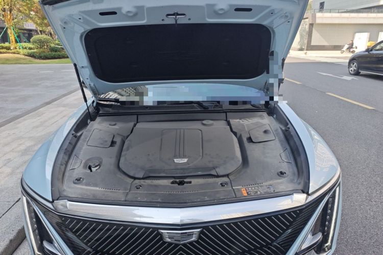 Used Cadillac LYRIQ 2024 Rear-Drive Standard Range Luxury Edition
