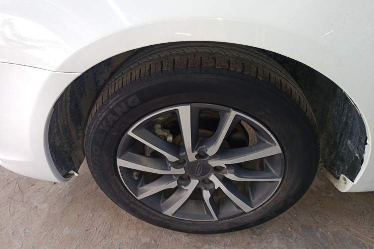 Used Geely Auto Emgrand 2019 Leading Edition 1.5L CVT Upward Asian Games Edition China VI
