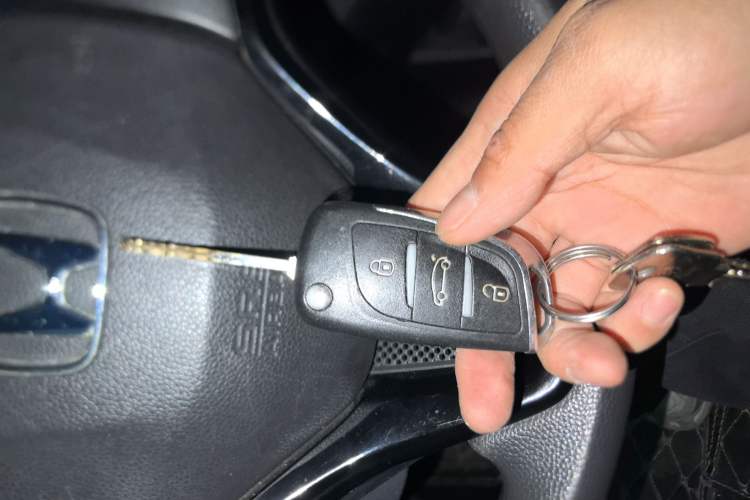 Used Honda XR-V 2015 1.8L EXi CVT Comfort Version
