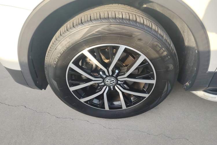 Used Volkswagen Tiguan L 2018 280TSI Automatic Two-Wheel Drive Comfort Edition
