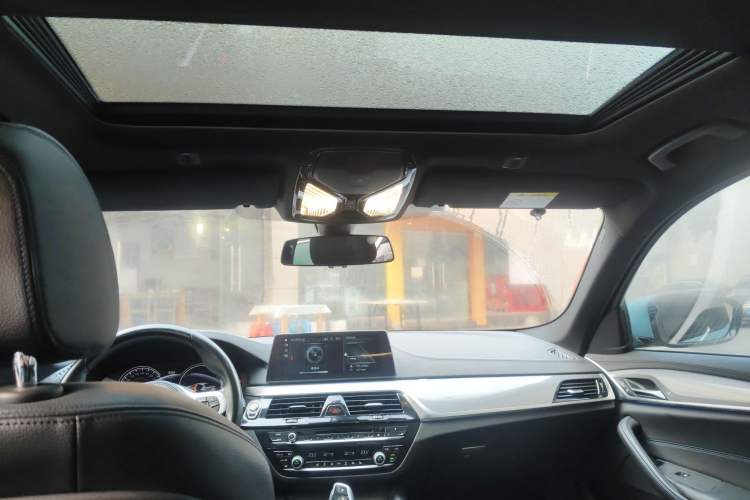 Used BMW 5 Series 2018 525i M Sport Package