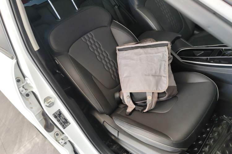 Used Hyundai ix25 2020 1.5L CVT GLS Smart Model
