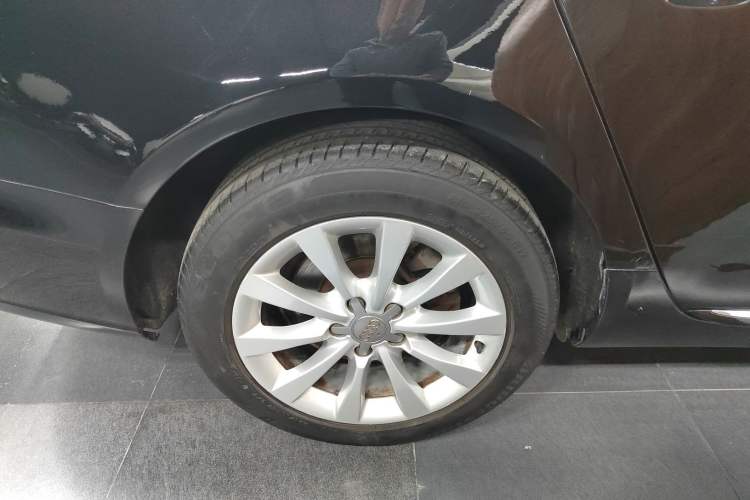 Used Audi A6L 2014 30 FSI Technology Model
