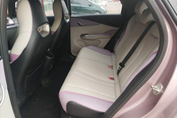 Used BYD Dolphin 2021 405 km Free Version
