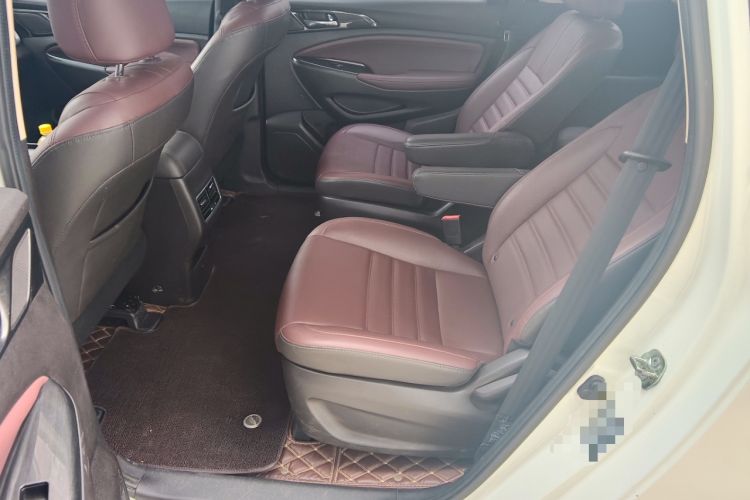 Used Changan Lingxuan 2017 1.6L Manual Happiness Edition
