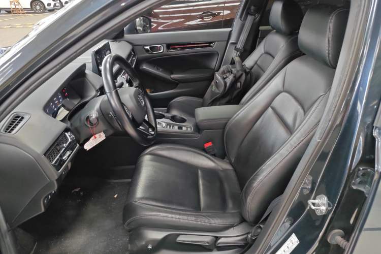 Used Honda Civic 2023 2.0L eHEV Sharp Edition
