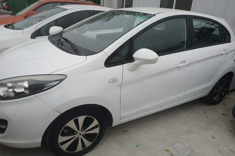 Used Cowin C3R 2015 1.5L Manual Gold Diamond Edition