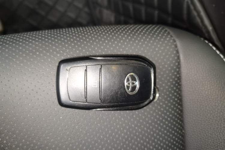 Used Toyota FRONTLANDER 2024 2.0L CVT Leading Plus Edition
