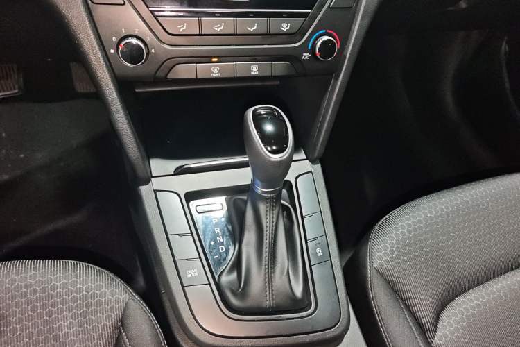 Used Hyundai Elantra (6th Generation / Lingdong) 2018 1.4T Dual-Clutch Xuan Dong · Dynamic Edition