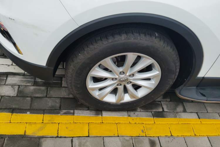 Used Buick Envision 2017 28T Four-Wheel Drive Elite Model
