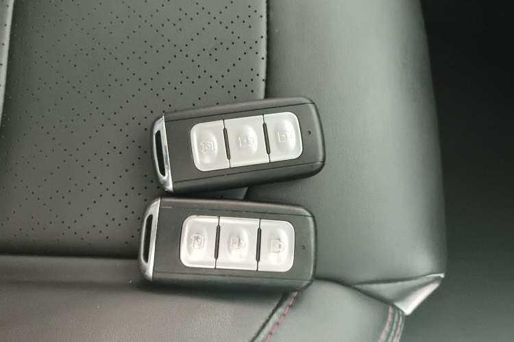 Used Dongfeng Fengon 500 2021 1.5L CVT Enjoyment Version