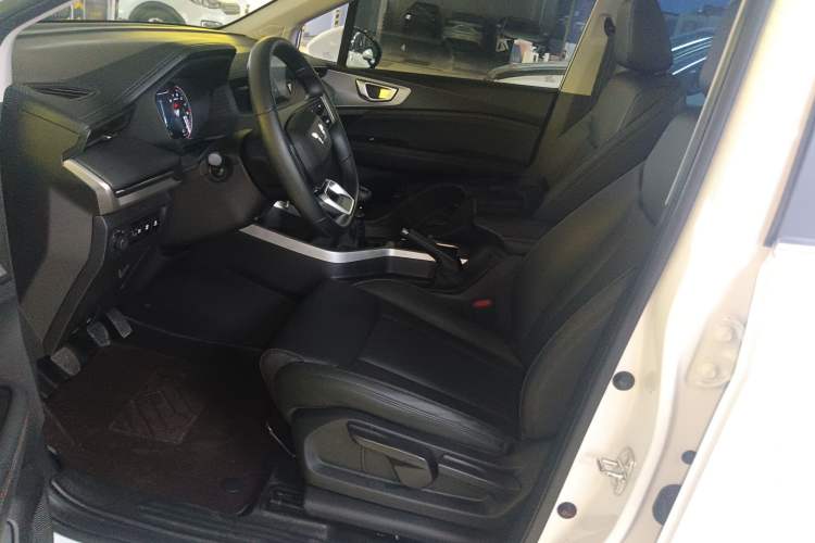 Used Wuling Jiachen 2022 1.5L Manual Comfort Edition