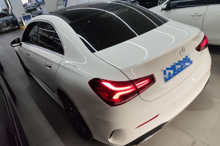 Used Mercedes-Benz A-Class 2022 Second Facelift A 200 L Sport Sedan Fashion Version
