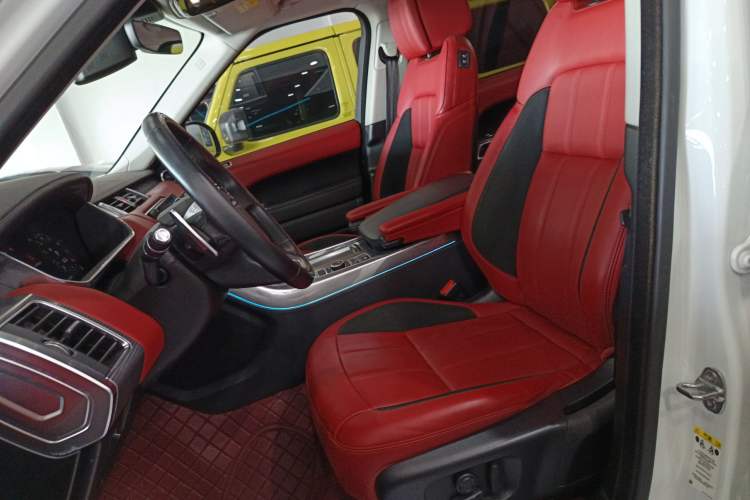 Used Land Rover Range Rover Sport 2020 3.0 L6 HSE DYNAMIC
