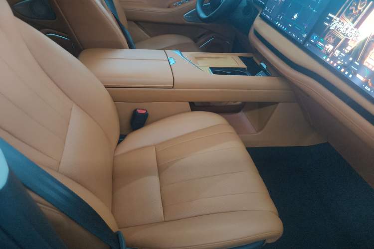 Used Wey Lanshan 2025 Four-Wheel Drive Ultra
