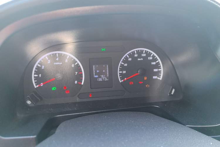 Used FORTHING Lingzhi 2023 M5 1.6L Practical Model 5 Seats
