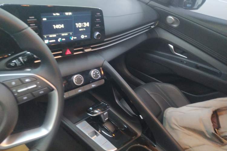 Used Hyundai Elantra 2023 1.5L CVT GLX Elite Edition
