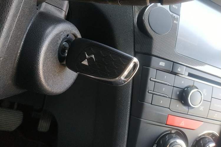 Used  5LS 2015 1.6T Comfort Edition THP160
