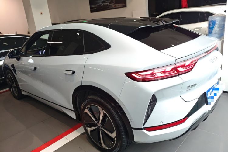 Used BYD Song L EV 2025 Intelligent Driving Version 662 km LiDAR Excellence Edition
