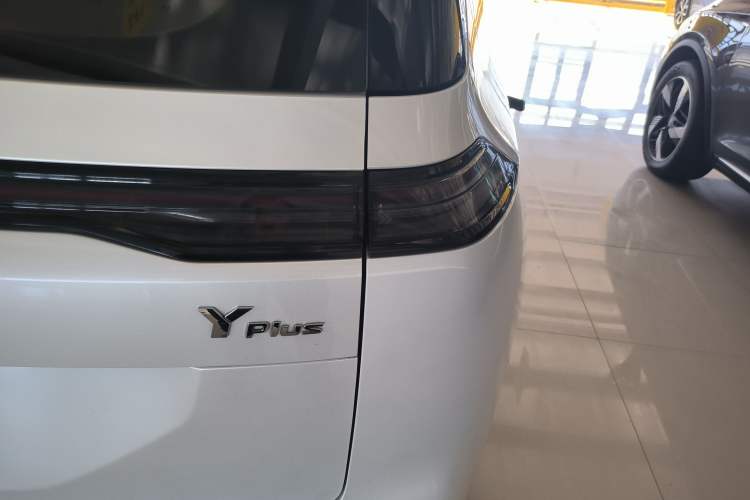 Used AION Y 2023 Plus 510 Smart Edition
