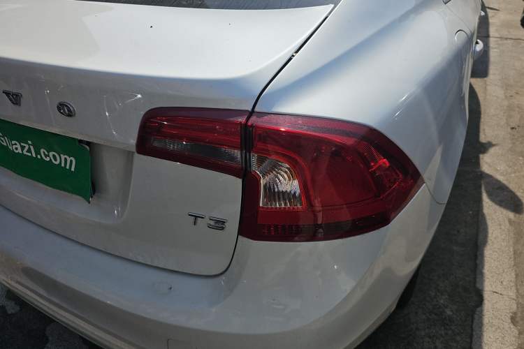 Used Volvo S60 2018 S60L T3 Smart Progress Edition
