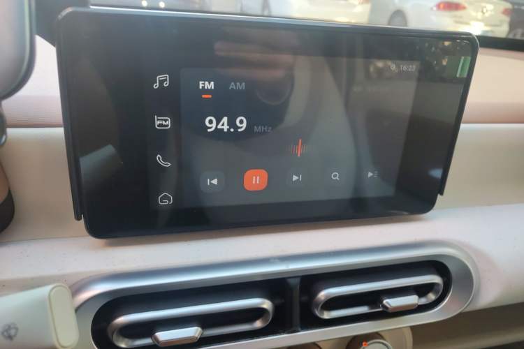 Used Wuling Hongguang MINIEV 2024 3rd Generation 215km Advanced Version