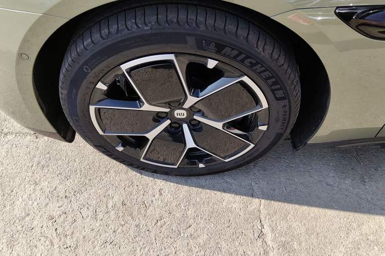 Used  SU7 2024 Rear-Drive Long-Range Intelligent Driving Version